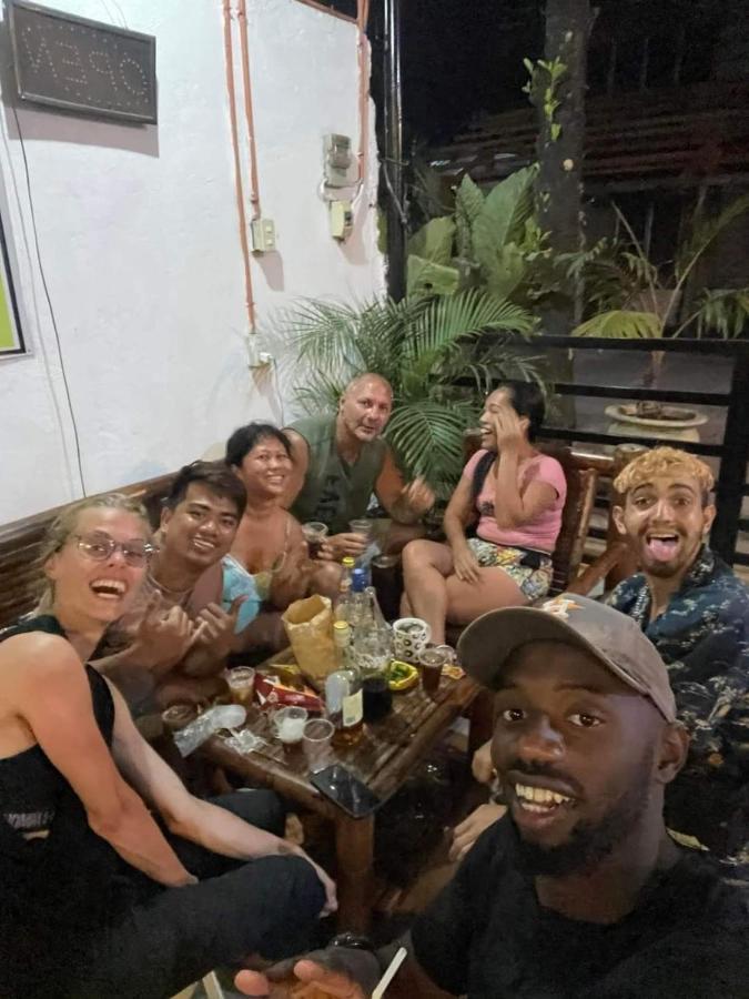 Cheri Backpackers Hostel Моалбоал Екстериор снимка