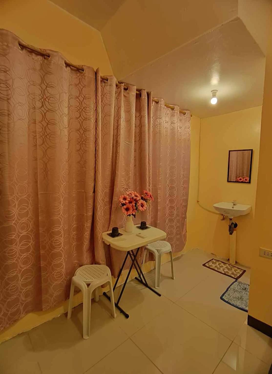 Cheri Backpackers Hostel Моалбоал Екстериор снимка